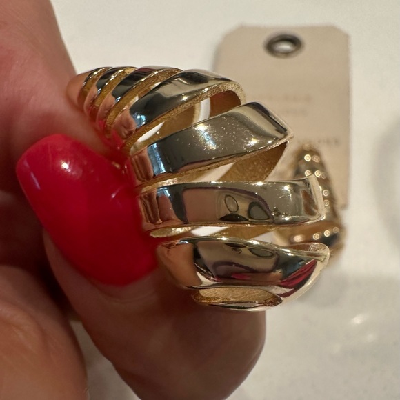 Anthropologie Earrings, golden,special shape,Anthropologie-New With Tag - Picture 6 of 7